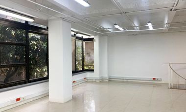 PR18570 Oficina en venta en el sector Manila