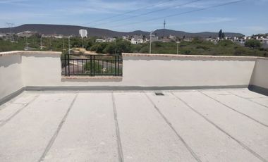 Casa en Venta en La Carmina Residencial, Palmares, Querétaro (Modelo Elena)