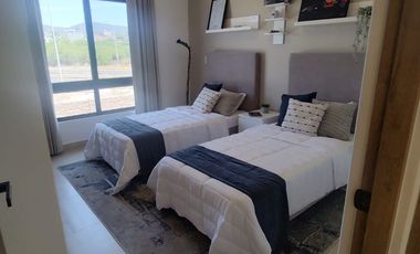 Casa en Venta en La Carmina Residencial, Palmares, Querétaro (Modelo Elena)