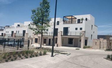 Casa en Venta en La Carmina Residencial, Palmares, Querétaro (Modelo Elena)