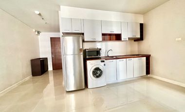 Condo for sale, Sukhumvit City Resort, in the heart of Sukhumvit. You can move in now.