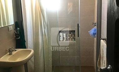 Casa en venta, sector Los Pinos en Riobamba