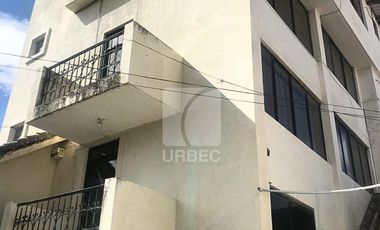 Casa en venta, sector Los Pinos en Riobamba