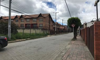 Bonito lote Esquinero Santa Rita, Chia, Cundinamarca, c.v 1837