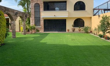 Casa Chalet en venta en Jardines de Santa Anita Tlajomulco Jal