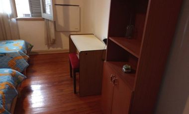 Flores Norte Alquiler de casa tipo duplex 170 mts - 3 cuartos 2 baños - AMOBLADA hasta 7 personas o Profesional vacia