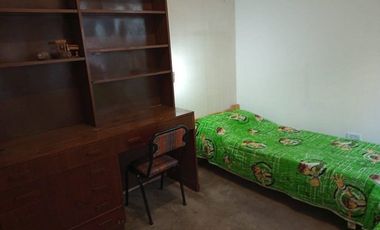 Flores Norte Alquiler de casa tipo duplex 170 mts - 3 cuartos 2 baños - AMOBLADA hasta 7 personas o Profesional vacia