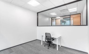 Encuentra una oficina en Chia, Spaces Sybellius para 2cpersonas lista para empezar a trabajar