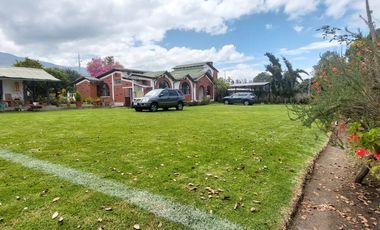 Terreno de venta en Quito, sector de Yaruqui
