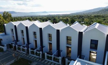 AMAZING BEST SELLING LEISURE VILLAS WITH MAGNIFICENT VIEW OF TAAL LAKE!