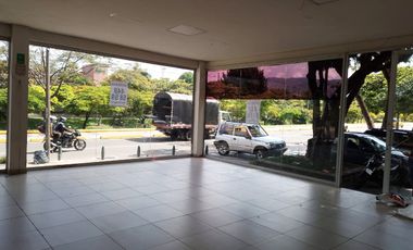 PR18351 Local en arriendo en el sector Trinidad