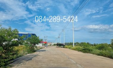 For sale , Land area 2 rai 1 ngan 69 square wah, Khok Kham Subdistrict, Samut Sakhon Province