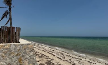 Propiedad en venta en Telchac Puerto, frente al mar.