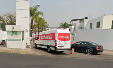 CASA EN ZAPOPAN JALISCO PASEO DE CASTILLA 60 COTO SAN ISIDRO REMATE BANCARIO