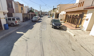 ¡¡HERMOSA CASA EN UNA DE LAS MEJORES ZONAS DE SAN NICOLAS DE LOS GARZA!!