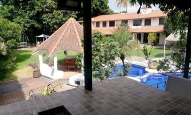Residencia en Col. Delicias, Cuernavaca Morelos.