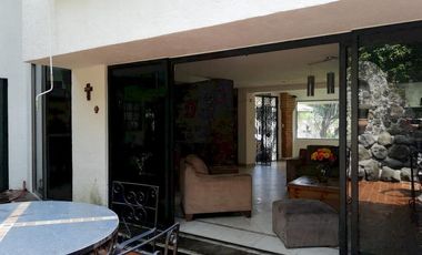 Residencia en Col. Delicias, Cuernavaca Morelos.