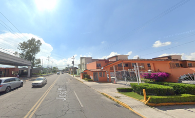 ¡Excelente Oportunidad de Remate Bancario! Aprovecha propiedad con descuento de hasta el 60% a su valor real en Barrio de Tlacopa, Toluca, Mex.