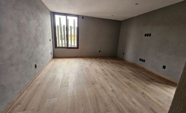 Venta casa en Altozano con acabados premium