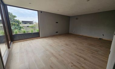 Venta casa en Altozano con acabados premium