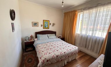 SE VENDE CASA EN CONCEPCION A PASOS   DE PARQUE ECUADOR