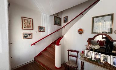 SE VENDE CASA EN CONCEPCION A PASOS   DE PARQUE ECUADOR