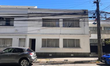 SE VENDE CASA EN CONCEPCION A PASOS   DE PARQUE ECUADOR