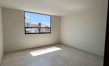 Casa en RENTA para estrenar