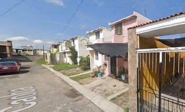 BL - CASA EN VENTA - LA AZUCENA, GALAXIA BONITO, JALISCO
