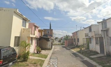 BL - CASA EN VENTA - LA AZUCENA, GALAXIA BONITO, JALISCO
