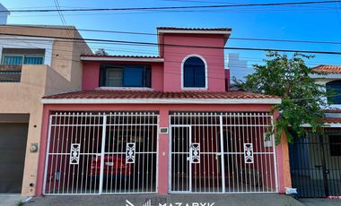 Casa en venta en Mazatlan en Fraccionamiento El Toreo
