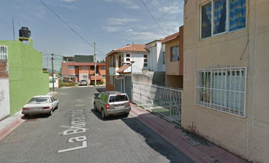 ¡APROVECHA ESTA GRAN OPORTUNIDAD DE HACER CRECER TU PATRIMONIO! casa en REMATE BANCARIO Fraccionamiento Marcos m Jiménez, Pátzcuaro, Michoacán de Ocam