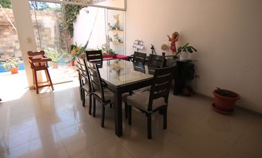 AMPLIA CASA EN VENTA URB. VISTA ALEGRE