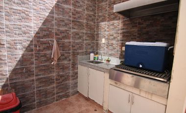 AMPLIA CASA EN VENTA URB. VISTA ALEGRE
