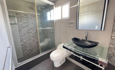 Venta de Casa en Carcelén de 136 metros, Colegio Einstein, Carcelén