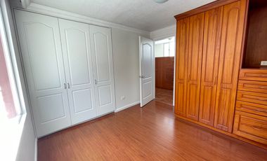 Venta de Casa en Carcelén de 136 metros, Colegio Einstein, Carcelén