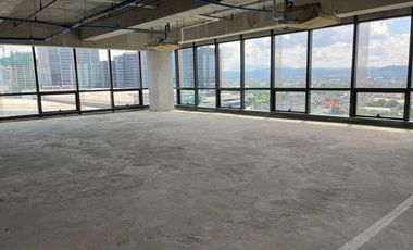FOR LEASE! 141.88sqm 14th Floor Corner Unit Commercial/Office Space at Glaston Tower, Ortigas East