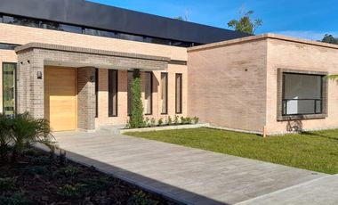 New, Modern Home in Community with Lakes, Sports Areas and Nature Trails, La Ceja