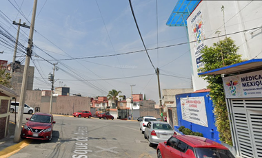 ¡APROVECHA ESTA INCREÍBLE OPORTUNIDAD DE HACER CRECER TU PATRIMONIO! Casa en REMATE HIPOTECARIO BANCARIO Condominio Real del Bosque, Tultitlán, Méx  N