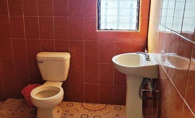 casa en venta con un gran terreno, pago de contado.