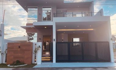 NEW ELEGANT MODERN HOUSE WITH POOL IN ANGELES CITY NEAR MARQUEE  MALL AND NLEX