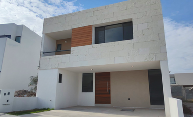 Casa en VENTA en La vista Residencial. Priv Cofradía 29 Querétaro