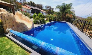 Venta CASA MAGNOLIA VIP con alberca, enorme jardín, vistas panorámicas, cómoda, moderna, amueblada y equipada.