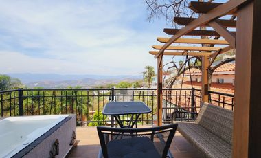 Venta CASA MAGNOLIA VIP con alberca, enorme jardín, vistas panorámicas, cómoda, moderna, amueblada y equipada.