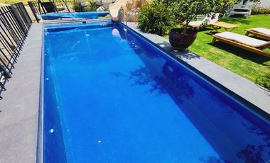 Venta CASA MAGNOLIA VIP con alberca, enorme jardín, vistas panorámicas, cómoda, moderna, amueblada y equipada.