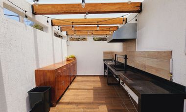 Venta CASA MAGNOLIA VIP con alberca, enorme jardín, vistas panorámicas, cómoda, moderna, amueblada y equipada.