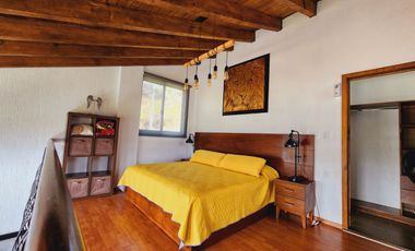 Venta CASA MAGNOLIA VIP con alberca, enorme jardín, vistas panorámicas, cómoda, moderna, amueblada y equipada.