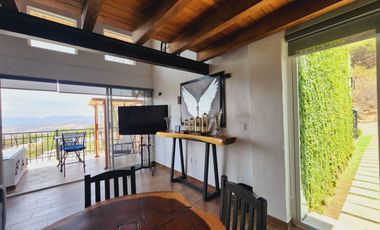 Venta CASA MAGNOLIA VIP con alberca, enorme jardín, vistas panorámicas, cómoda, moderna, amueblada y equipada.