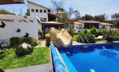 Venta CASA MAGNOLIA VIP con alberca, enorme jardín, vistas panorámicas, cómoda, moderna, amueblada y equipada.