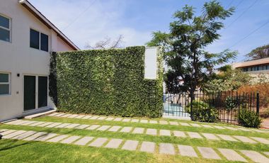 Venta CASA MAGNOLIA VIP con alberca, enorme jardín, vistas panorámicas, cómoda, moderna, amueblada y equipada.